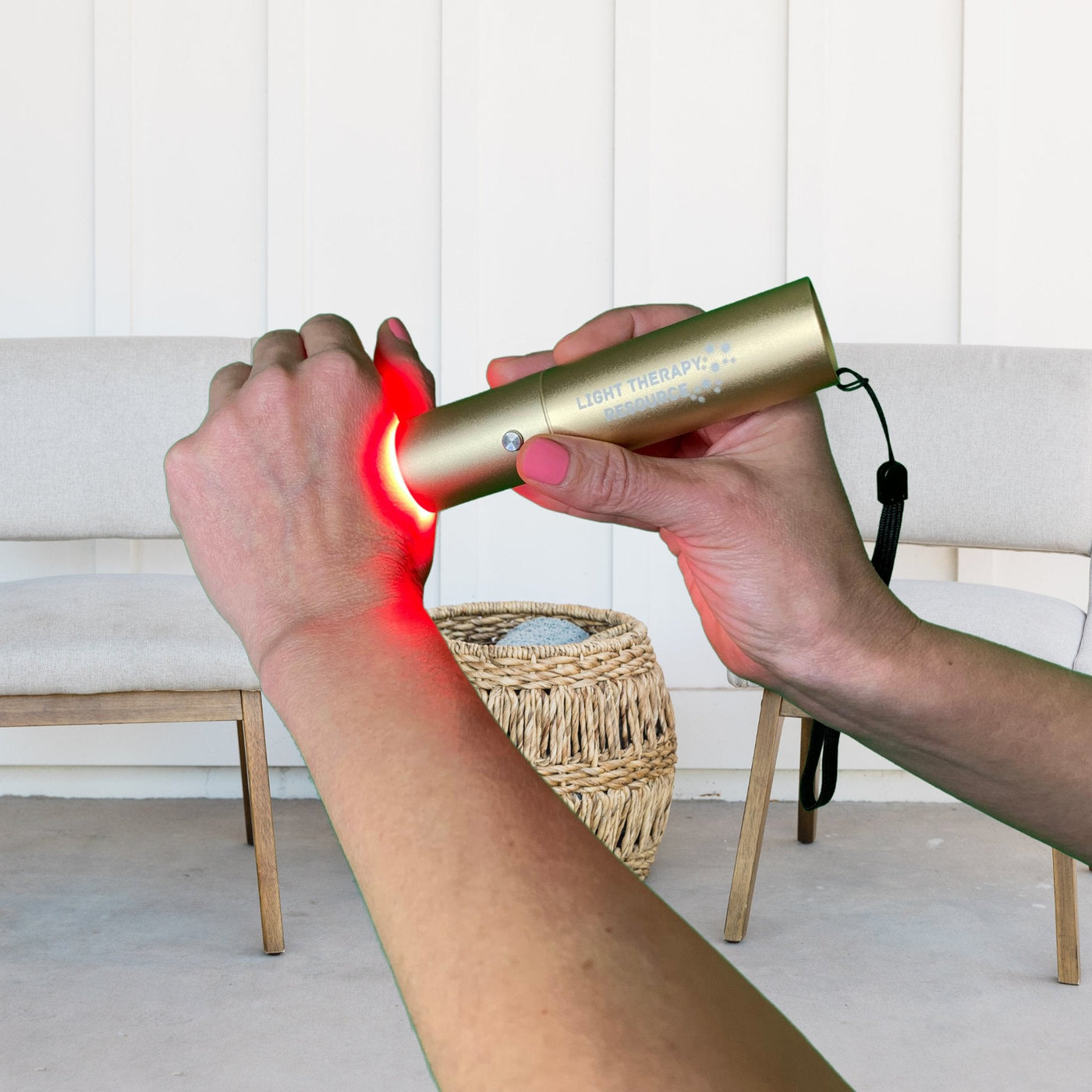 Red Light Therapy Handheld Torch (Upgraded w/ extras!) - Light Therapy Resource